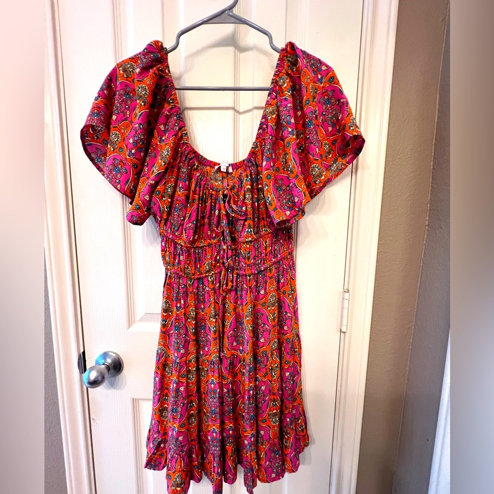 Olivaceous size medium bohemian floral mini dress